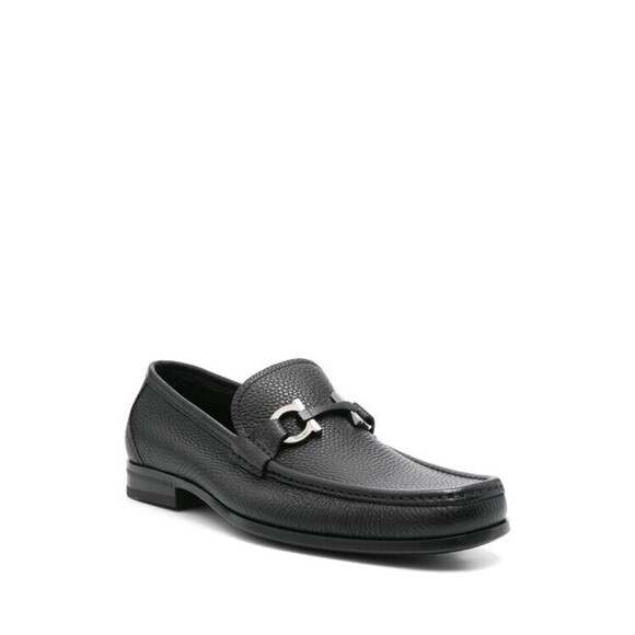 Ferragamo Textured Calf Leather Loafer With Gancini Buckle - NWT